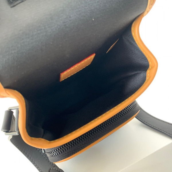 l0*is V*t0n nano amazone messenger