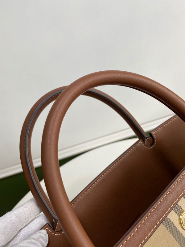 B**rry small vintage check two-handle title bag