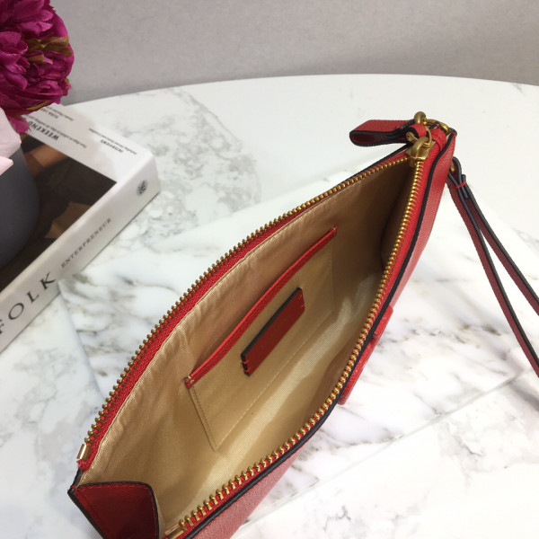VALENTINO GARAVANI VSLING GRAINY CLUTCH