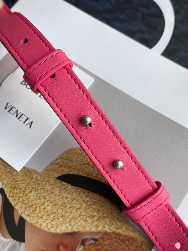 bo*te*ga Ve*ne*ta candy mini cassette-12*8*4cm