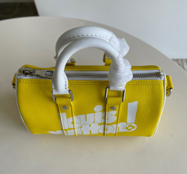 l0*is V*t0n keepall xs