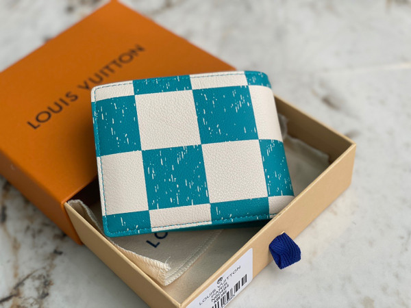 l0*is V*t0n multiple wallet