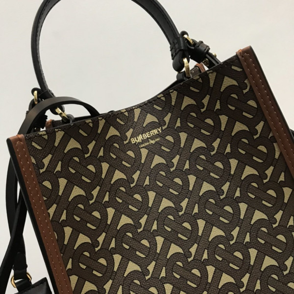 B**rry small monogram e-canvas peggy bucket bag