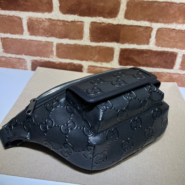 G*u*i gg embossed belt bag