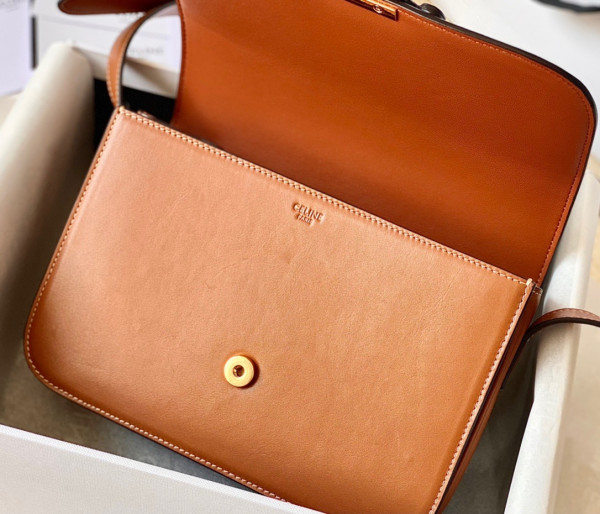 CELIN* CLASSIQUE TRIOMPHE BAG