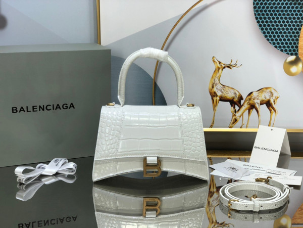 Ba*len*cia*ga hourglass