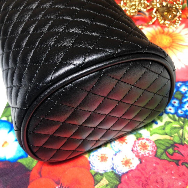 G*u*i quilted leather belt bag