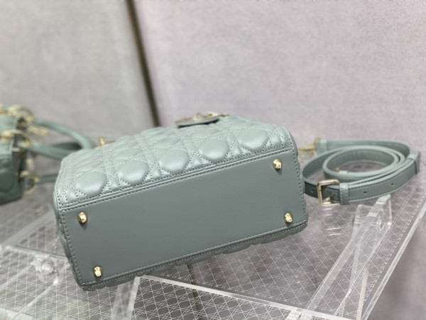 LADY DIRO MEDIUM LAMBSKIN - 24CM