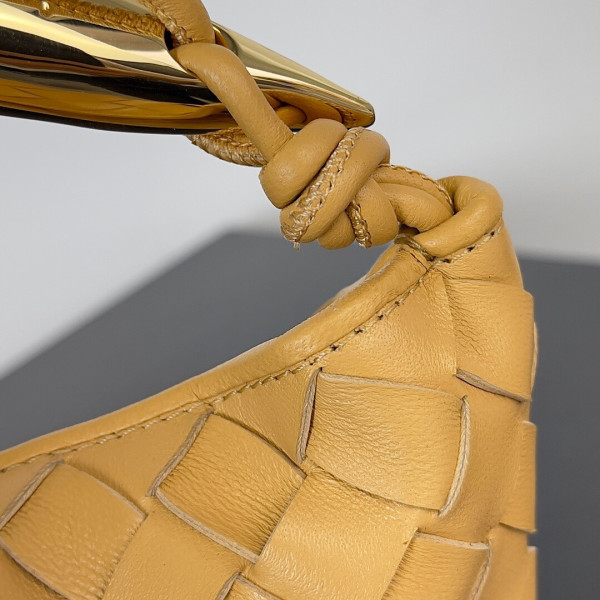 bo*te*ga Ve*ne*ta  mini sardine top handle bag