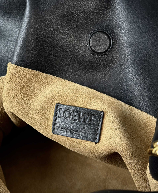 Lowee Flamenco clutch