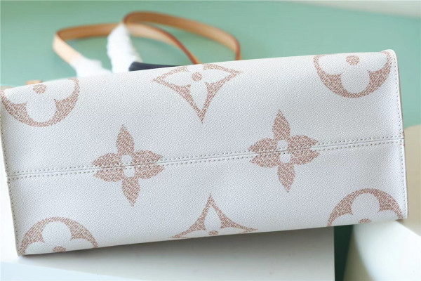 l0*is V*t0n onthego mm