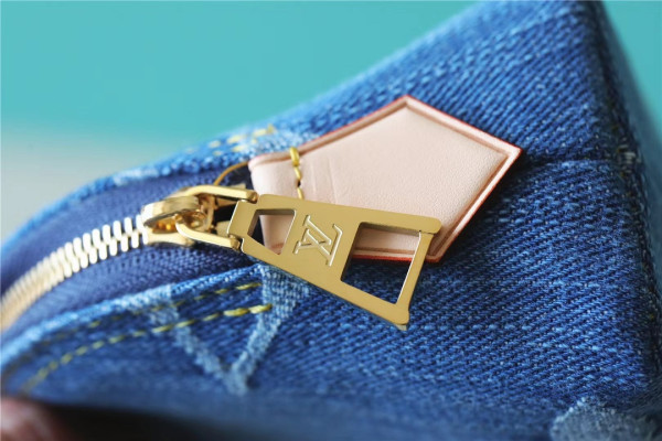 l0*is V*t0n pochette cosmétique pm