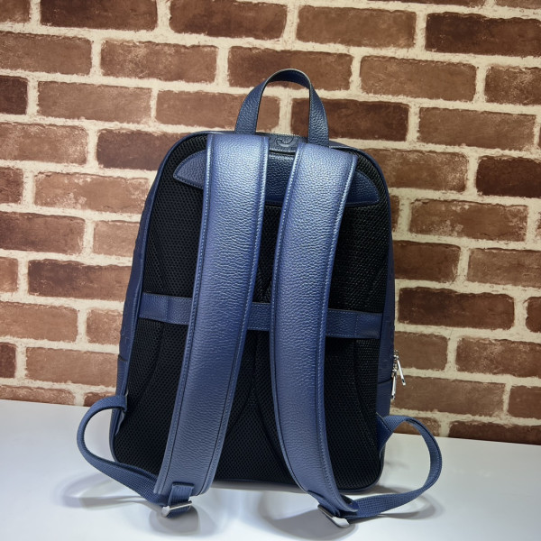 G*u*i backpack-32*42*16cm