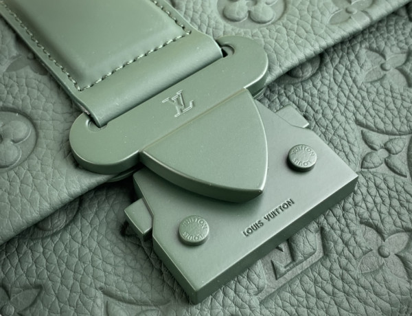 l0*is V*t0n s-cape messenger-28*16*10cm