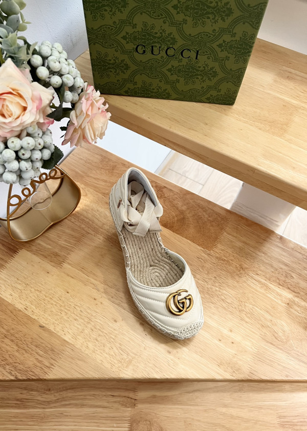 G*u*i leather platform espadrille