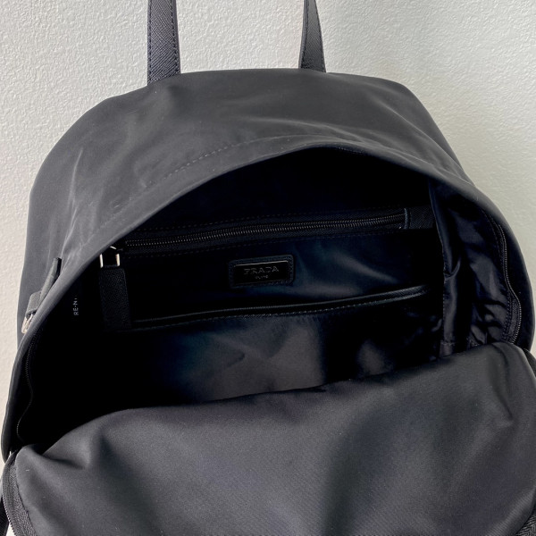 Pra*a backpack-29*40*17cm