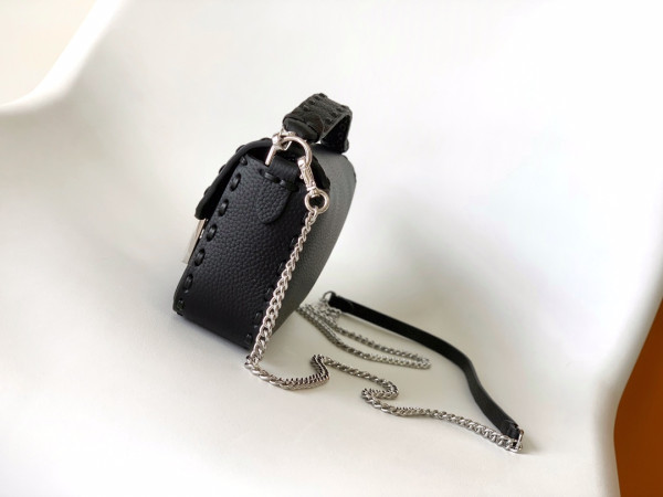 F**di baguette-20*5*13cm