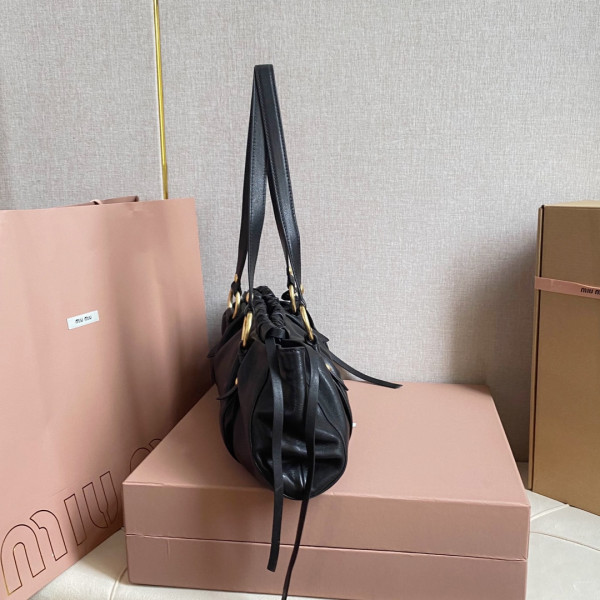 M*um*u joie nappa leather bag-44 x 16 x10.5cm