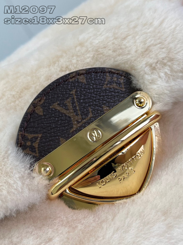 l0*is V*t0n ski sunset