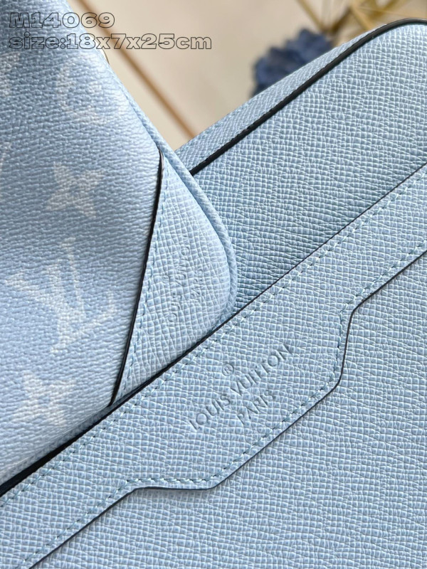 l0*is V*t0n trio messenger