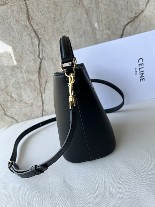 Ce**e small bucket l0*ise in smooth calfskin - 16-19-12cm