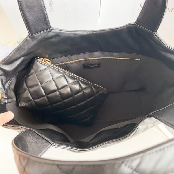 Y*L icare medium in quilted nappa