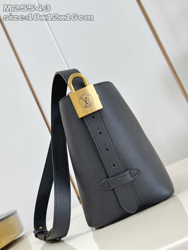 l0*is V*t0n low key all in bb